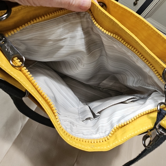 EUC Kipling Caralisa Medium Tote in Dazz Corn | Lightweight Crossbody Purse - Picture 8 of 8